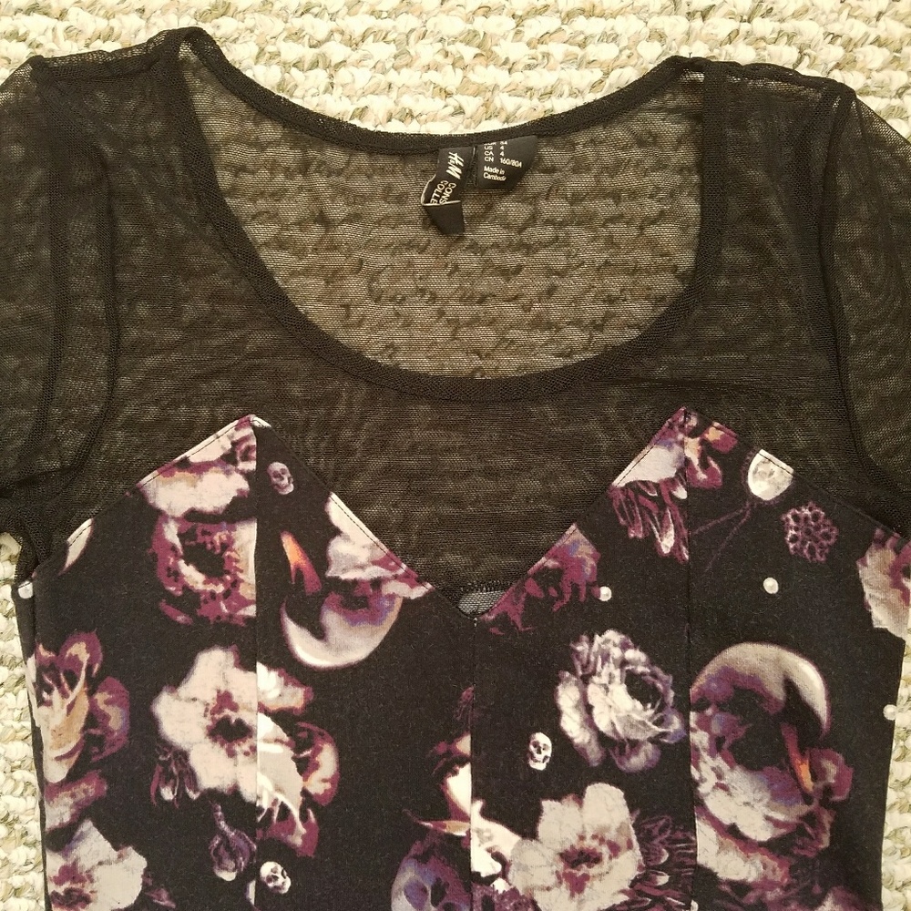 H&M Fitted Floral Patterned Dress - Picture 3 of 6